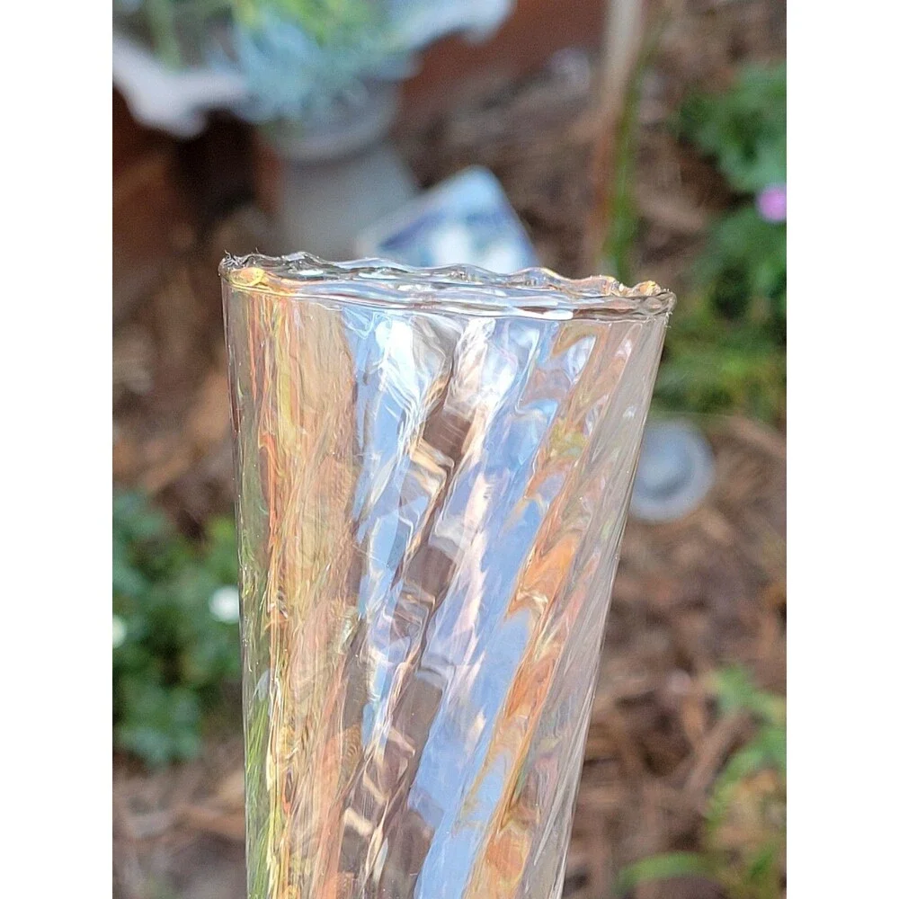 Diagonal Ribbed Scallop Top Art Glass Vase Made in Mexico - 1980's